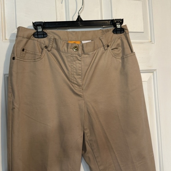 Ruby Rd. Khaki Pants size 6P - Picture 3 of 4